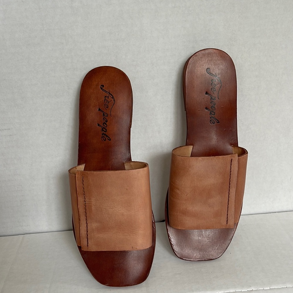 Free people sandals (Verona Slide Sandal)